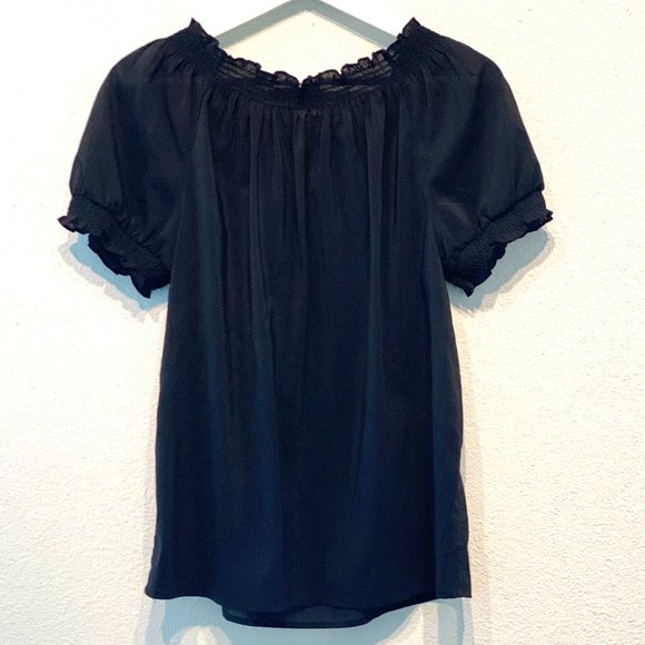 Outback Red by The Limited Black Puffy Sleeve Smocked Top Blouse Shirt - Picture 3 of 10